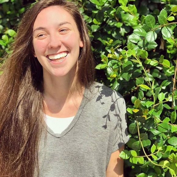 Meet your Posher, Delaura - Picture 1 of 1